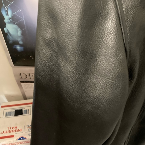 Wilson’s leather men’s leather coat - Picture 2 of 9